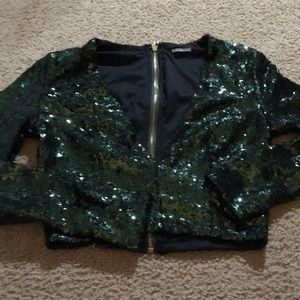 Green Sequin cropped two piece set.